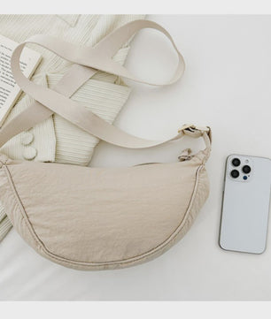 Stijlvolle Nylon Hobo Crossbody Tas voor Dames - Halve Maan Schoudertas, Ideaal voor Reizen en Dagelijks Gebruik