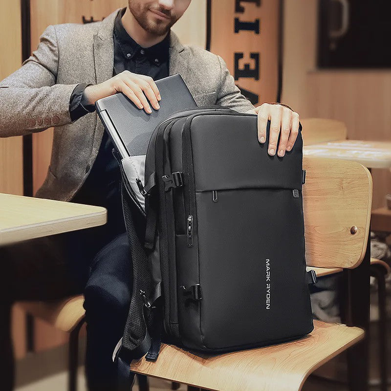 Mark Ryden 17 Inch Laptop Rugzak met USB Opladen - Ruim, Anti-diefstal & Zakelijk