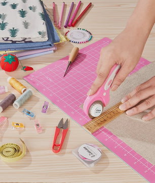 Professionele Rotary Cutter Set 45mm met Snijmat, Liniaal & Clips voor Naaien en Quilten