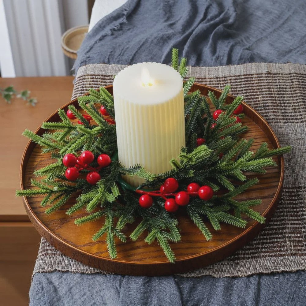 Kerst Krans met Bessen, Denneappels en Kaarsenhouder - Tafeldecoratie