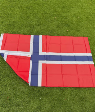 Noorse Vlag 150x90cm - Duurzaam Polyester, Dubbel Gestikt