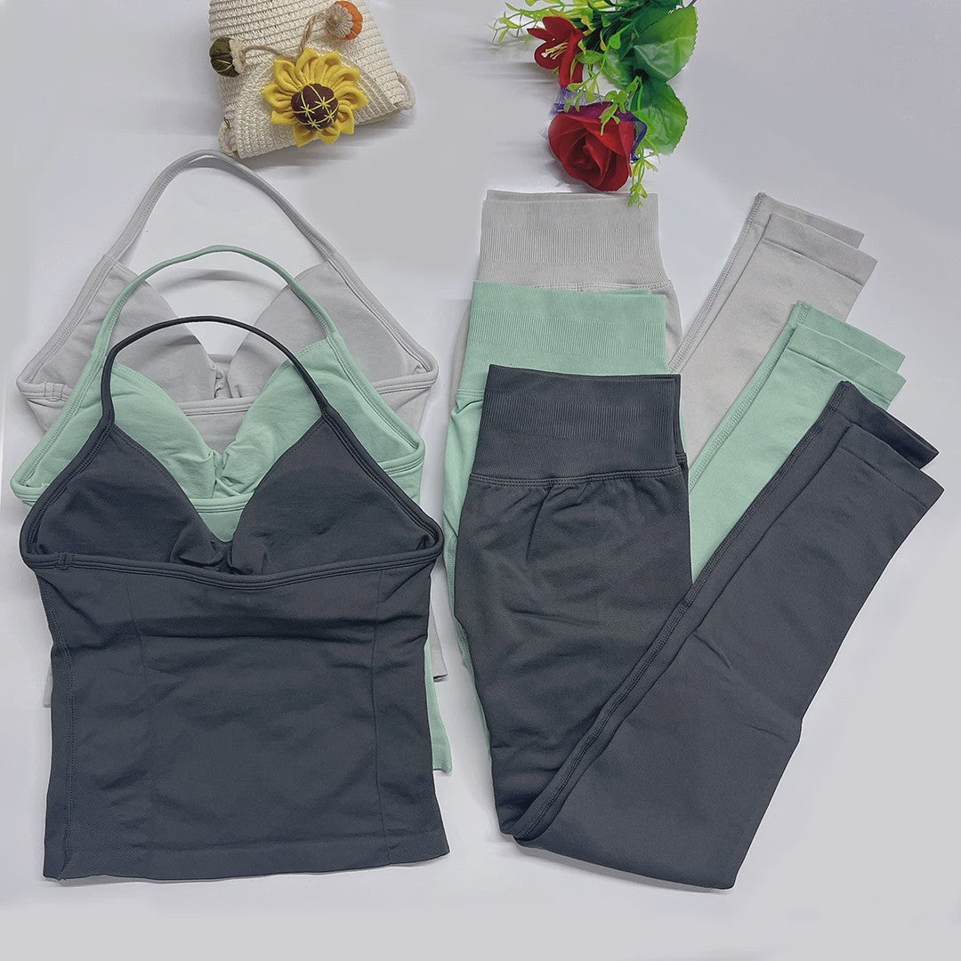 Dames Sportset: Backless Tanktop & Scrunch Seamless Legging