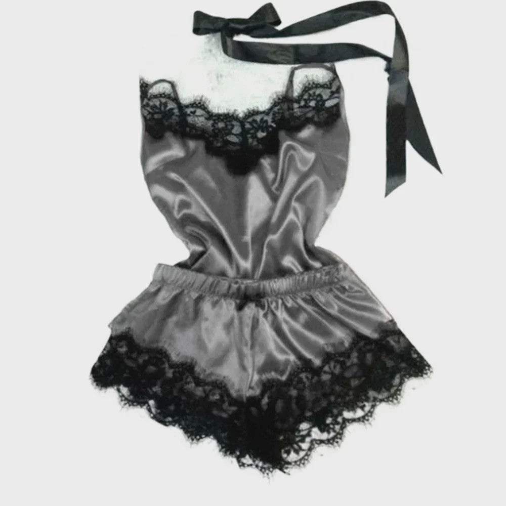 Zomer Nachtmode Set: Zijdezachte Cami Top & Shorts met Kant