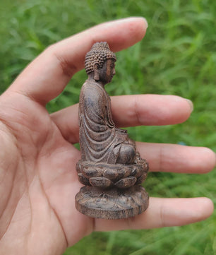 Houten Zittende Buddha Beeldje op Lotus – Zen Decoratie & Spirituele Figuur