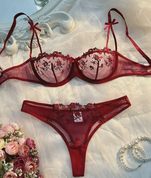 Luxe Lingerieset met Transparante Kant en Bloemenborduursel - Beha en Slip