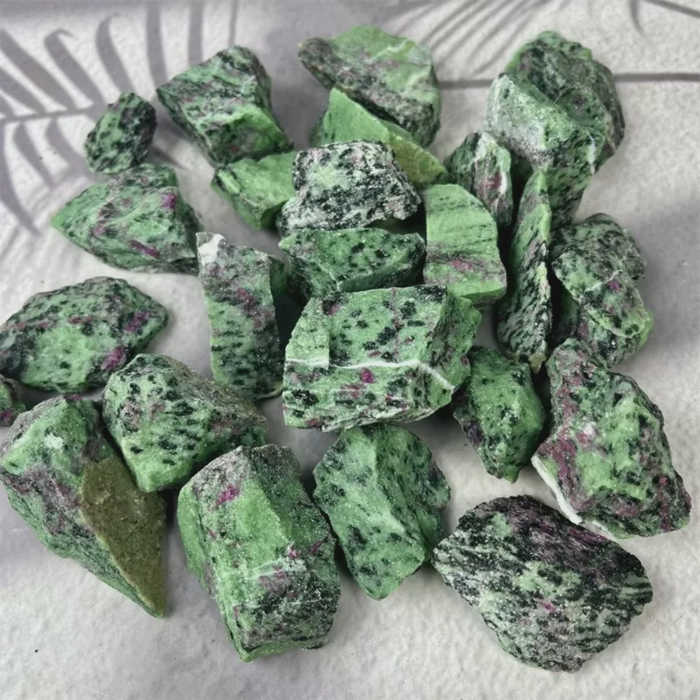 Ruwe Robijn Zoisiet Kristallen - Natuurlijke Edelsteen voor Healing & Meditatie