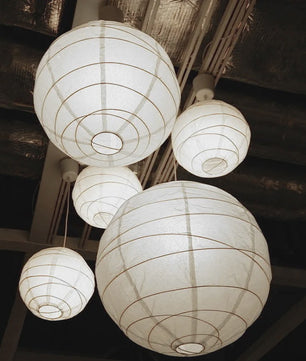 10x Warm Witte LED Lampionnen (6-16 inch) - Chinese Papieren Bol Decoratie voor Feest & Bruiloft