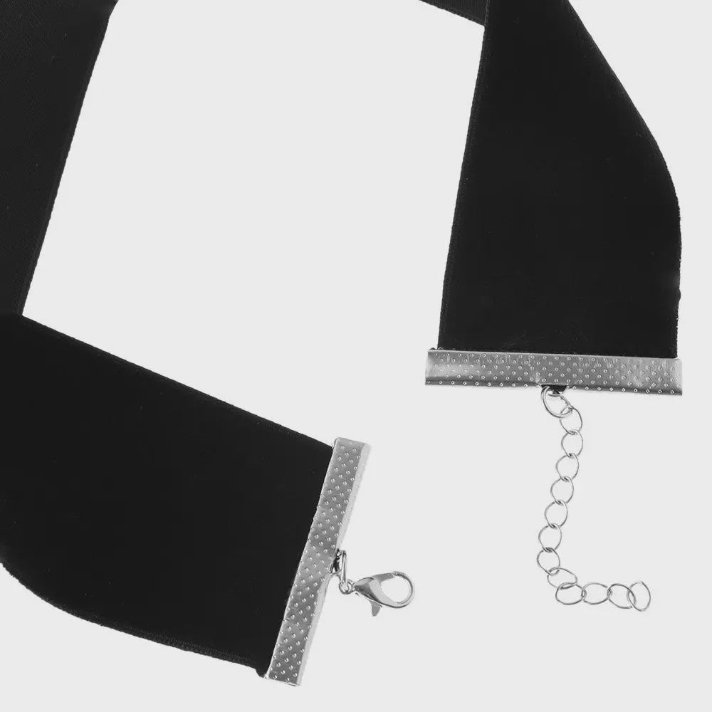 Zwarte Fluweel Choker Ketting - Gothic Stijl Halsband voor Dames en Meisjes