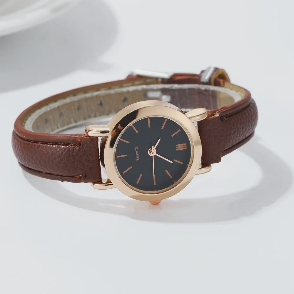 Chique Dameshorloge met Leren Band - Stijlvol en Casual Quartz Horloge
