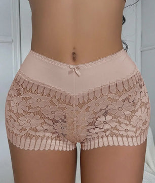 Luxe Kanten Boyshorts met Hoge Taille en Sexy Uitsnijdingen - Verkrijgbaar in Plus Size