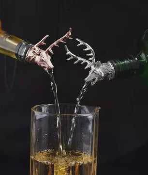 Gouden Hertenkop Fles Stopper & Schenktuit - Stijlvolle Wijn & Olie Dispenser