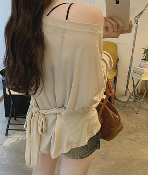 Dames Oversized T-shirt met Lange Mouwen en Off-Shoulder Design - Sexy Bandage Detail