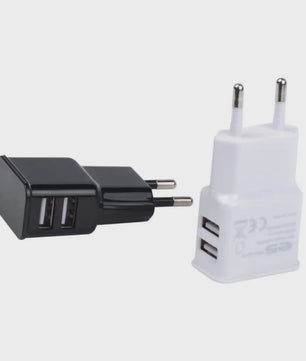 Universele Dual USB Reisadapter EU Stekker 5V - Laad Al Je Apparaten Snel Op