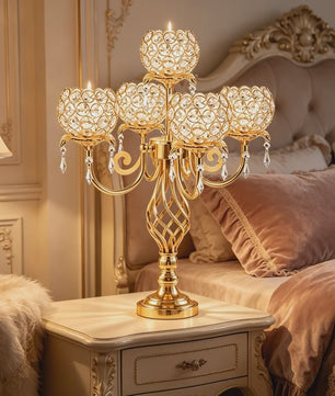 Gouden 5-armige Kristallen Kandelaar met Gedraaide Voet - Luxe Tafeldecoratie