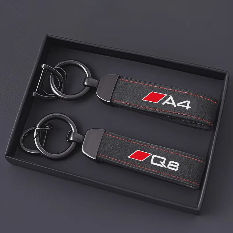 Luxe Audi Suede Sleutelhanger met Metalen Gesp - Stijlvolle Auto Accessoire