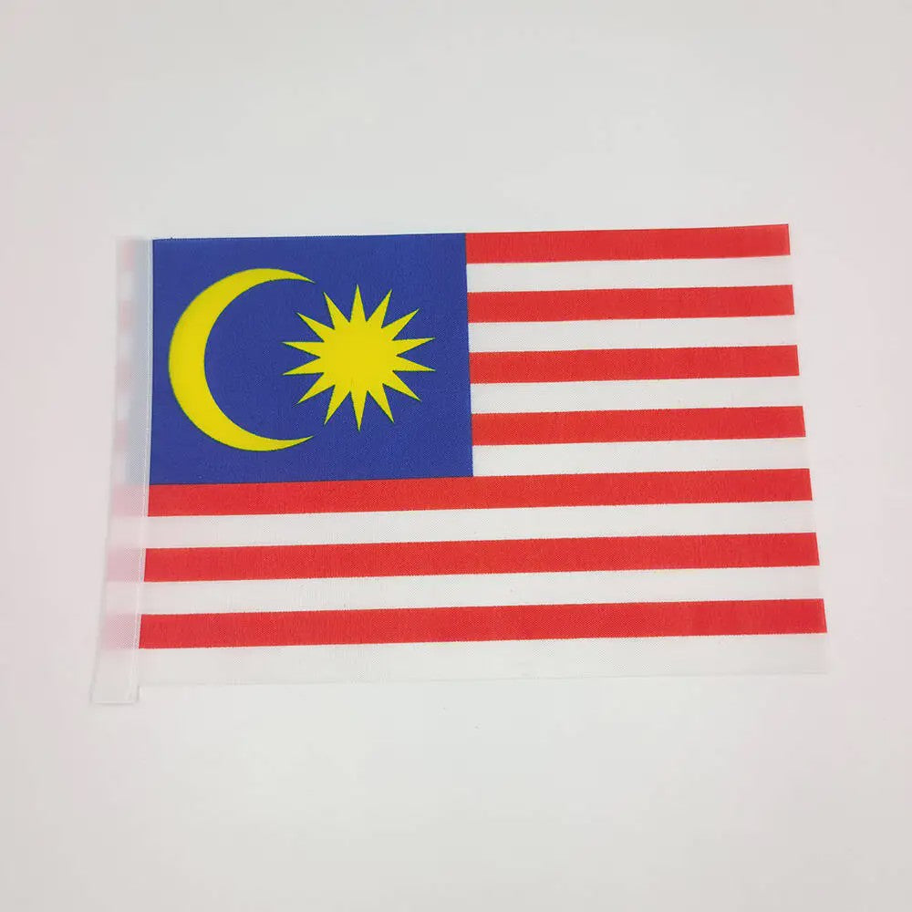 50x Maleisische Wapperende Vlaggetjes met Stokje - 14x21cm Polyester