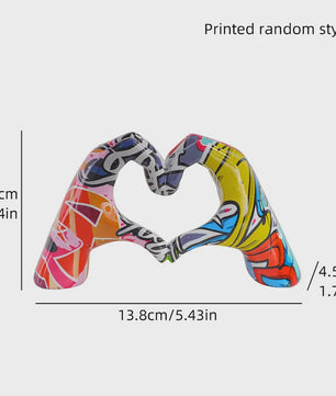 Hart Handen Sculptuur - Unieke Resin Decoratie met Abstracte Print