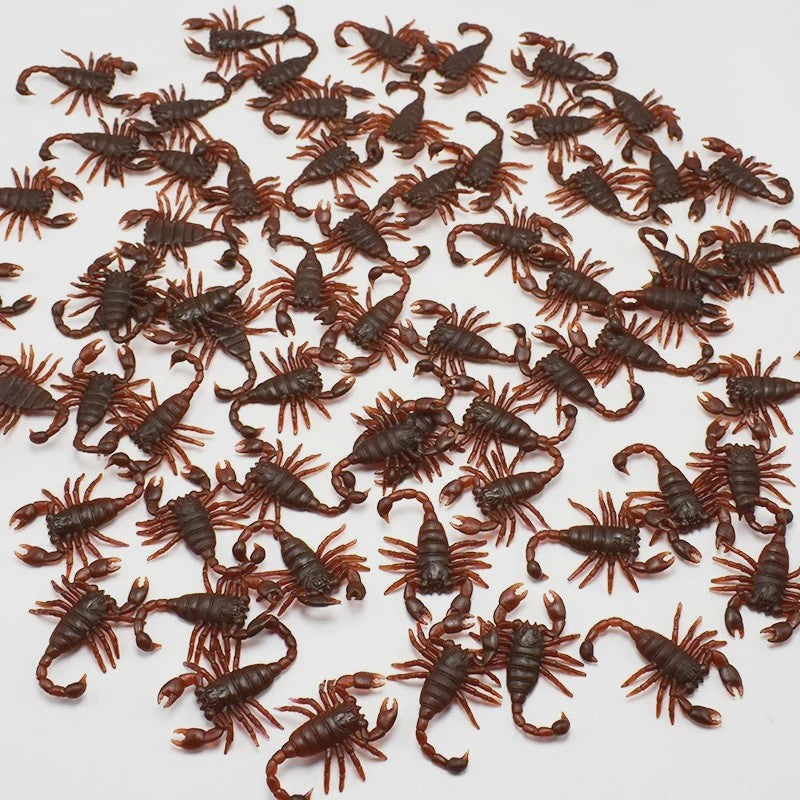 Nep Insecten Set: 50x Kakkerlakken, Duizendpoten & Schorpioenen - Griezelige Props voor Feestjes & Halloween