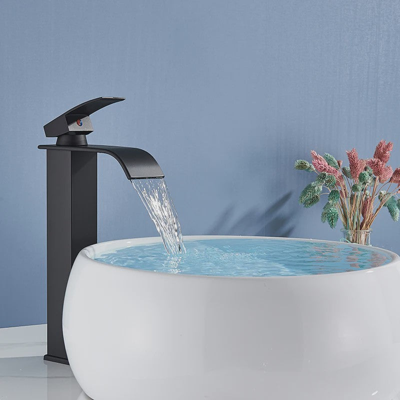 Matzwarte Waterval Wastafelfkraan - Deck Mounted, Enkele Hendel, Warm & Koud Water