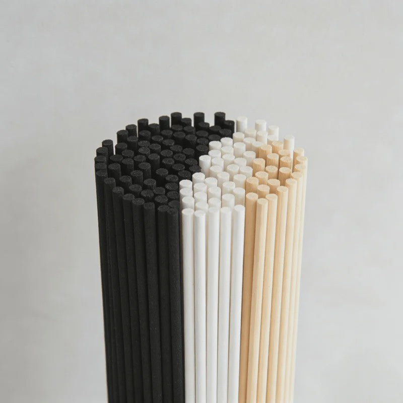 100x Diffuser Stokjes - 3mm x 240mm - Houtkleur, Zwart & Wit - Geurverspreider