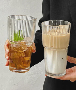 Glazen Koffiebeker met Ribbelpatroon, Deksel & Rietje - 600ML