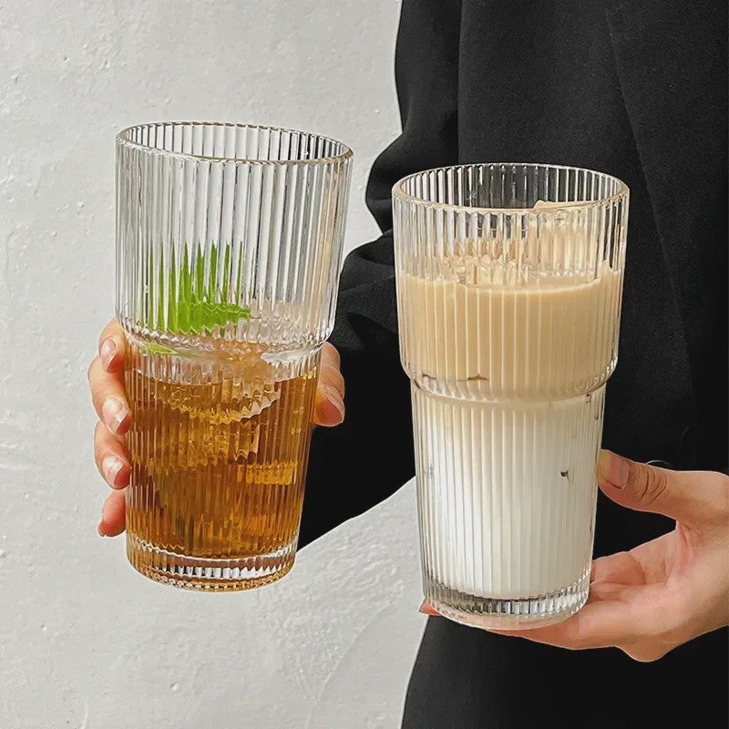 Glazen Koffiebeker met Ribbelpatroon, Deksel & Rietje - 600ML