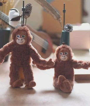 Schattige Aap Pluche Hanger - Gorilla Knuffel voor Rugzak & Sleutelhanger