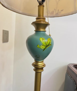 Luxe Retro Vloerlamp met Stoffen Kap en Handig Bijzettafeltje