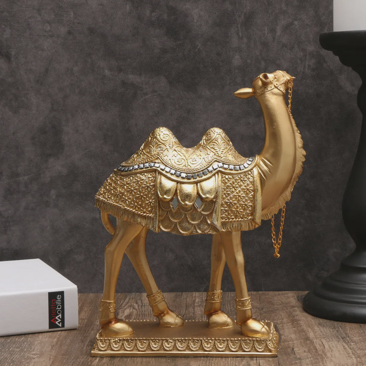 Luxe Gouden Camel Beeld - Decoratief Kunstobject voor Binnen