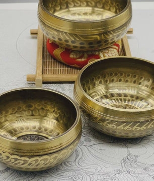 Tibetaanse Zangleiding Kom - Handgemaakte Bronzen Klankschaal voor Meditatie & Sound Healing