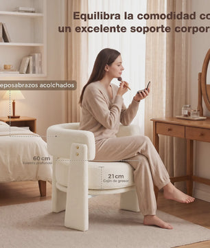 Crème Witte Fauteuil met Schapenvacht en Lendenkussen - Stijlvol Comfort