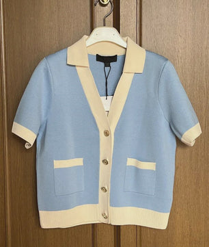 Elegante Gebreide Cardigan met Korte Mouwen en Contrastdetails