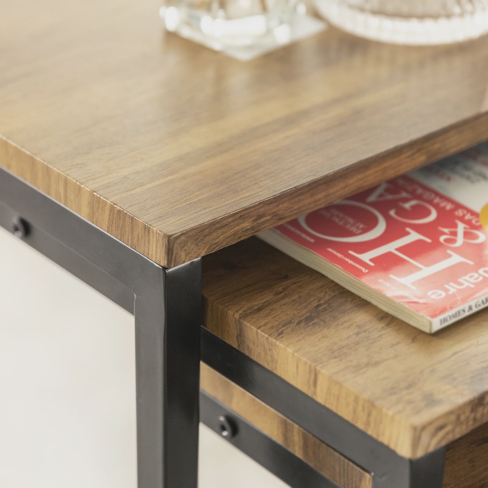 Set van 3 Nesting bijzettafels met Houten Blad en Zwart Metaal Frame