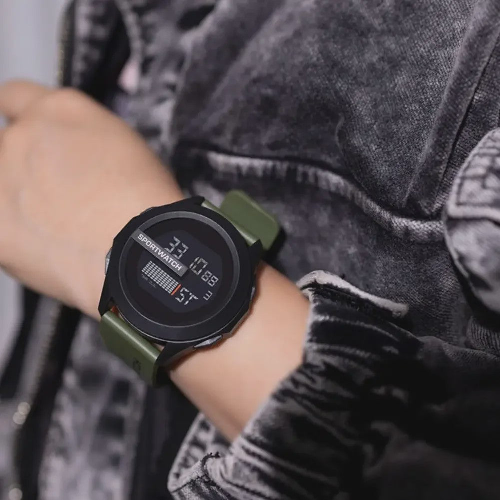 Sportief Heren Horloge: Digitaal LED Alarm & Stopwatch, Waterdicht Fitness Horloge