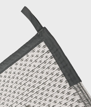 Outdoor Mat 6x9 ft met Grondpennen - Duurzaam PP, Grijs/Wit, voor Tuin, Camping & Strand