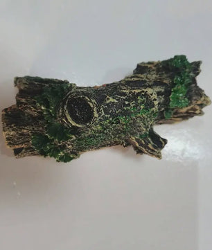 Levensgetrouwe Aquarium Grot met Groen Decor - Natuurlijke Schuilplaats voor Vissen