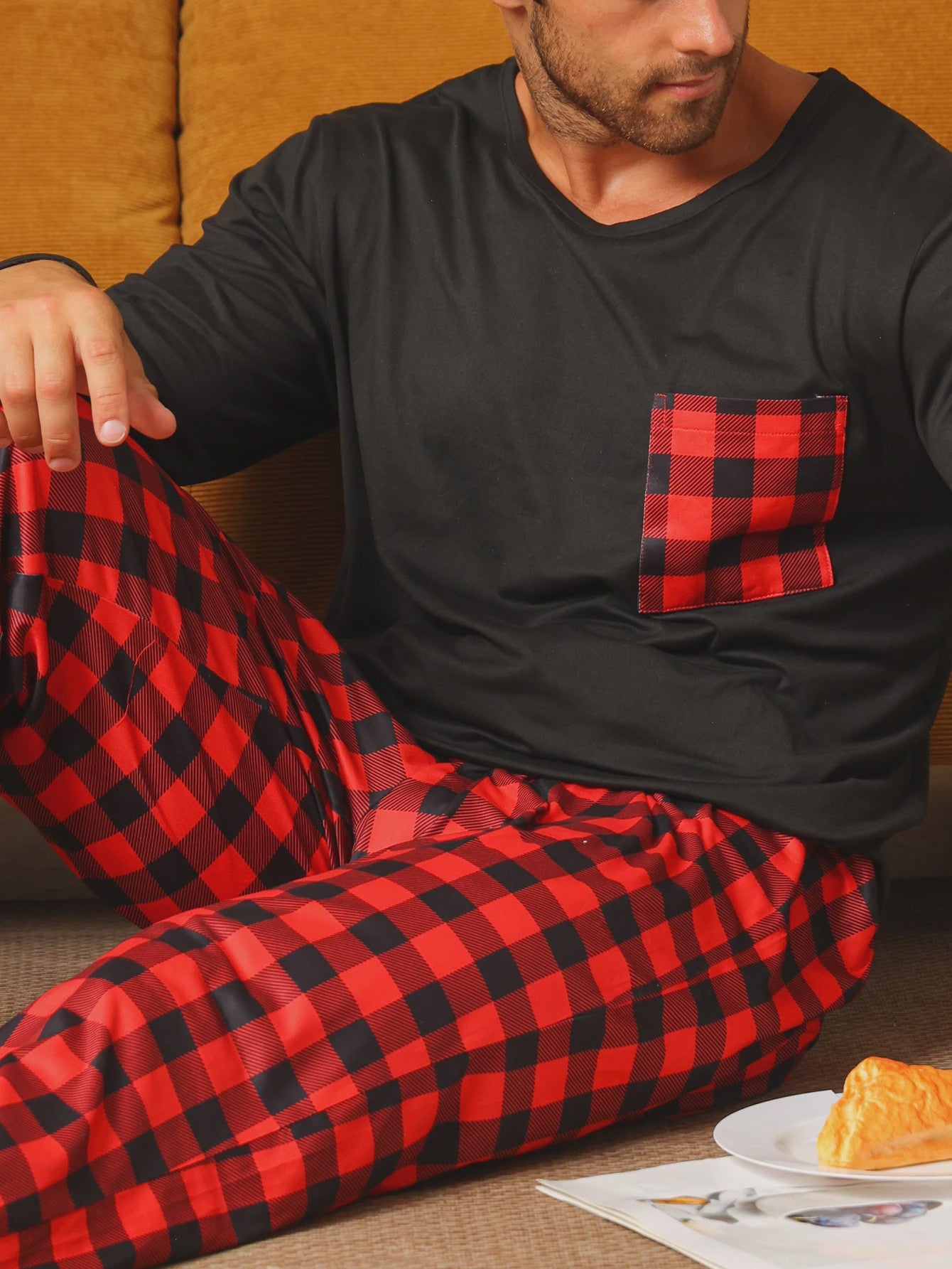 Heren Pyjama Set: Comfortabele Lange Mouwen & Ruitjes Broek voor Herfst/Winter
