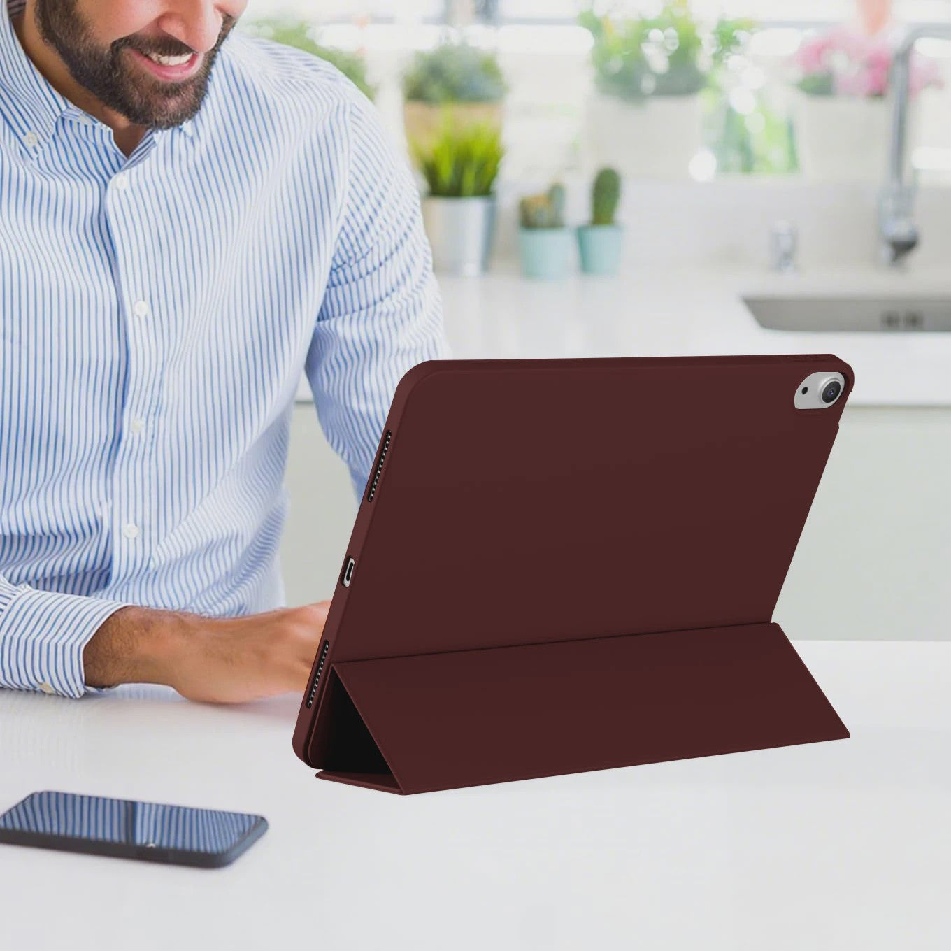 iPad Hoes 11" 11e Gen (2025) & 10.9" 10e Gen (2022) - Smart Cover met Auto Wake/Sleep