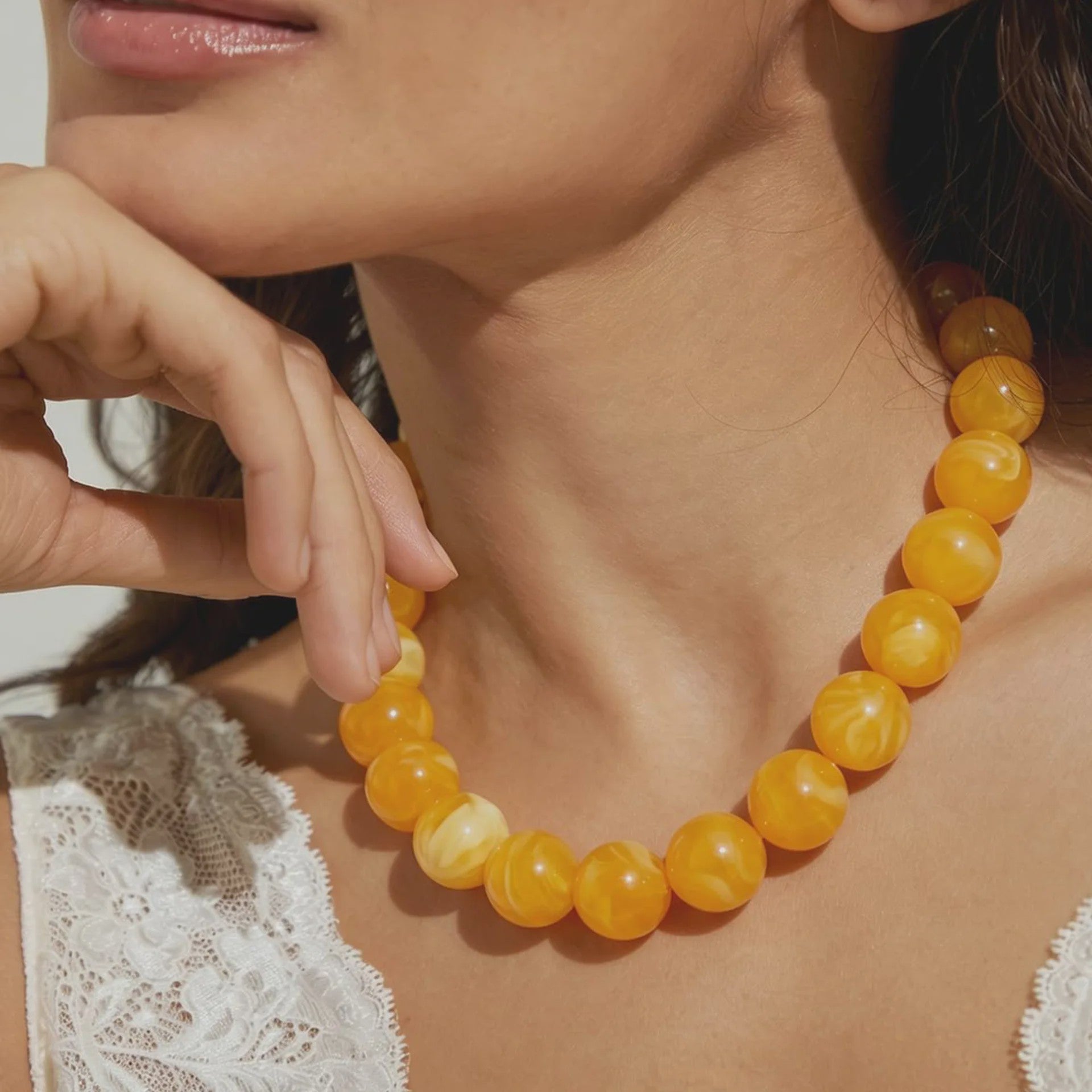Bohemian Resin Kralen Ketting - Statement Choker met Dubbele Kleuren