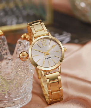 Luxe Dameshorloge Set met Minimalistische Wijzerplaat en Goudkleurige Armband - Stijlvol Quartz Polshorloge