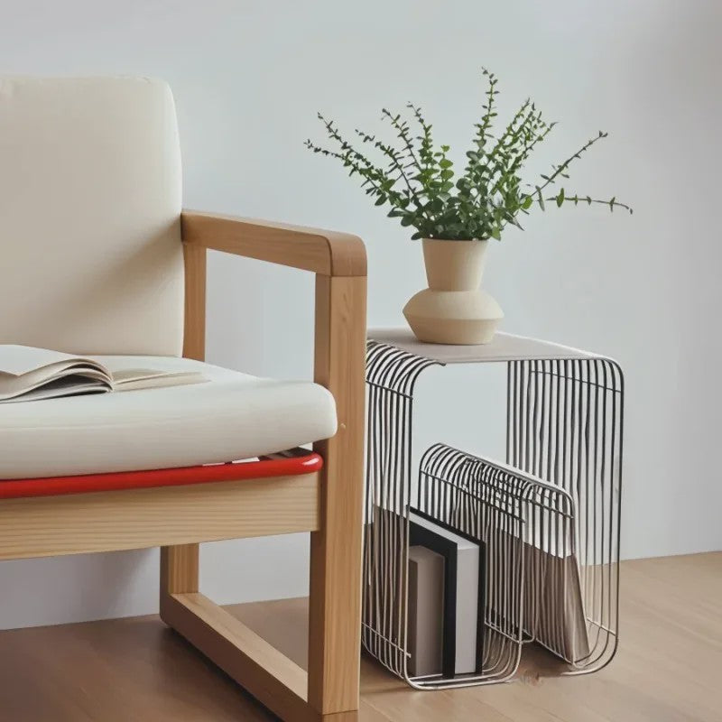 Scandinavische Metalen Bijzettafel - Minimalistisch Design met Boek- en Tijdschriftenopslag