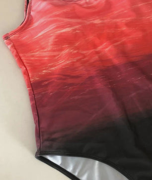 Dames Badpak met Push-Up, Gekruiste Rug en Gradiëntprint
