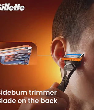 Gillette Fusion5 Scheermes Set: Handmatig Scheermes met 5 Lagen Mesjes, Handvat, 2 Reservemesjes en Standaard
