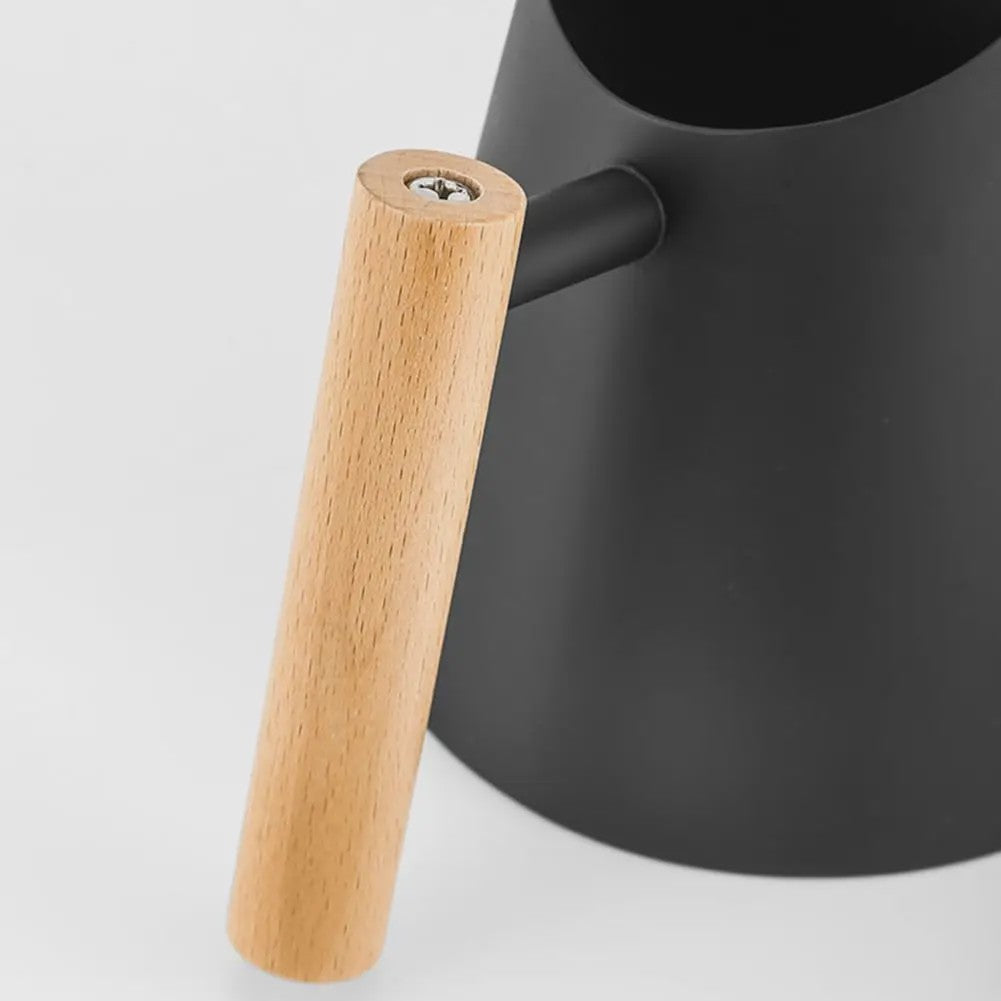 Roestvrijstalen Gieter 900ml Mat Zwart met Houten Handvat & Lange Tuit