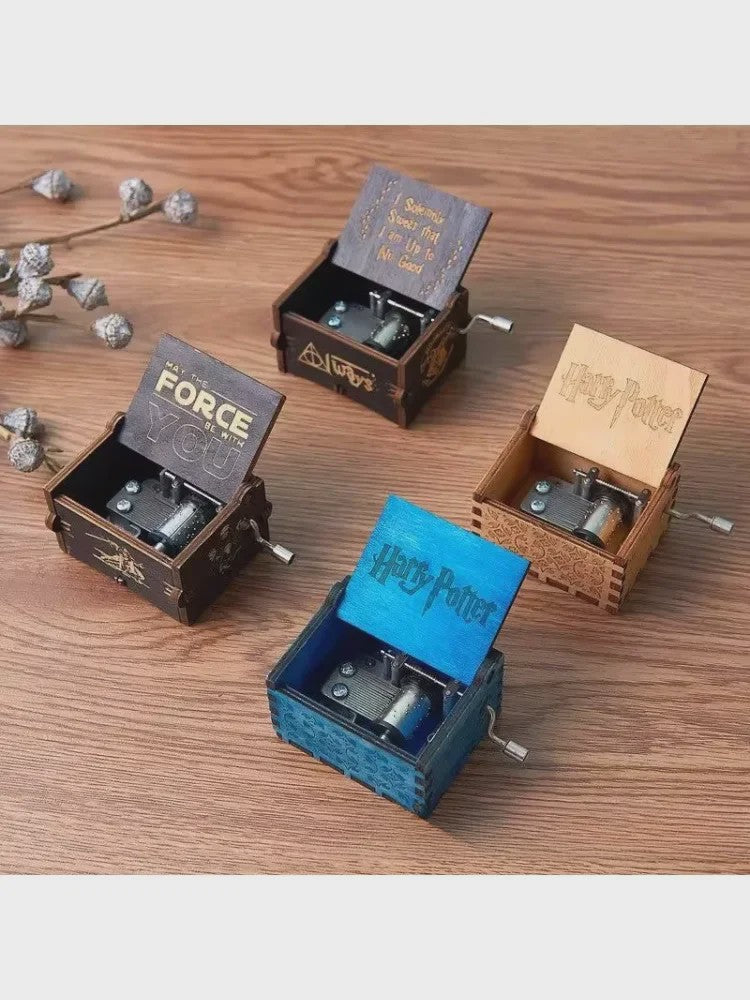 HOT NEW GOOD Theme Music Box Blind box Wooden Hand Cranked Neverland Casket musical Valentine's Day Birthday Holiday Gifts