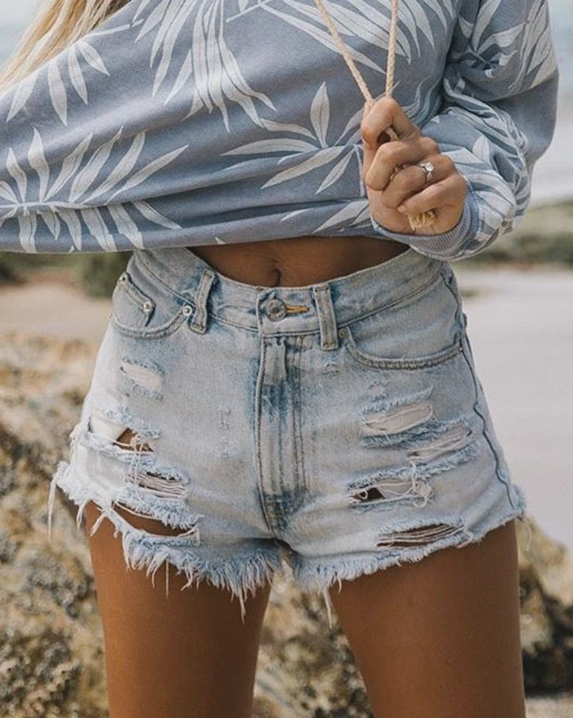 Zomerse Dames Denim Shorts met Ripped Details en Hoge Taille