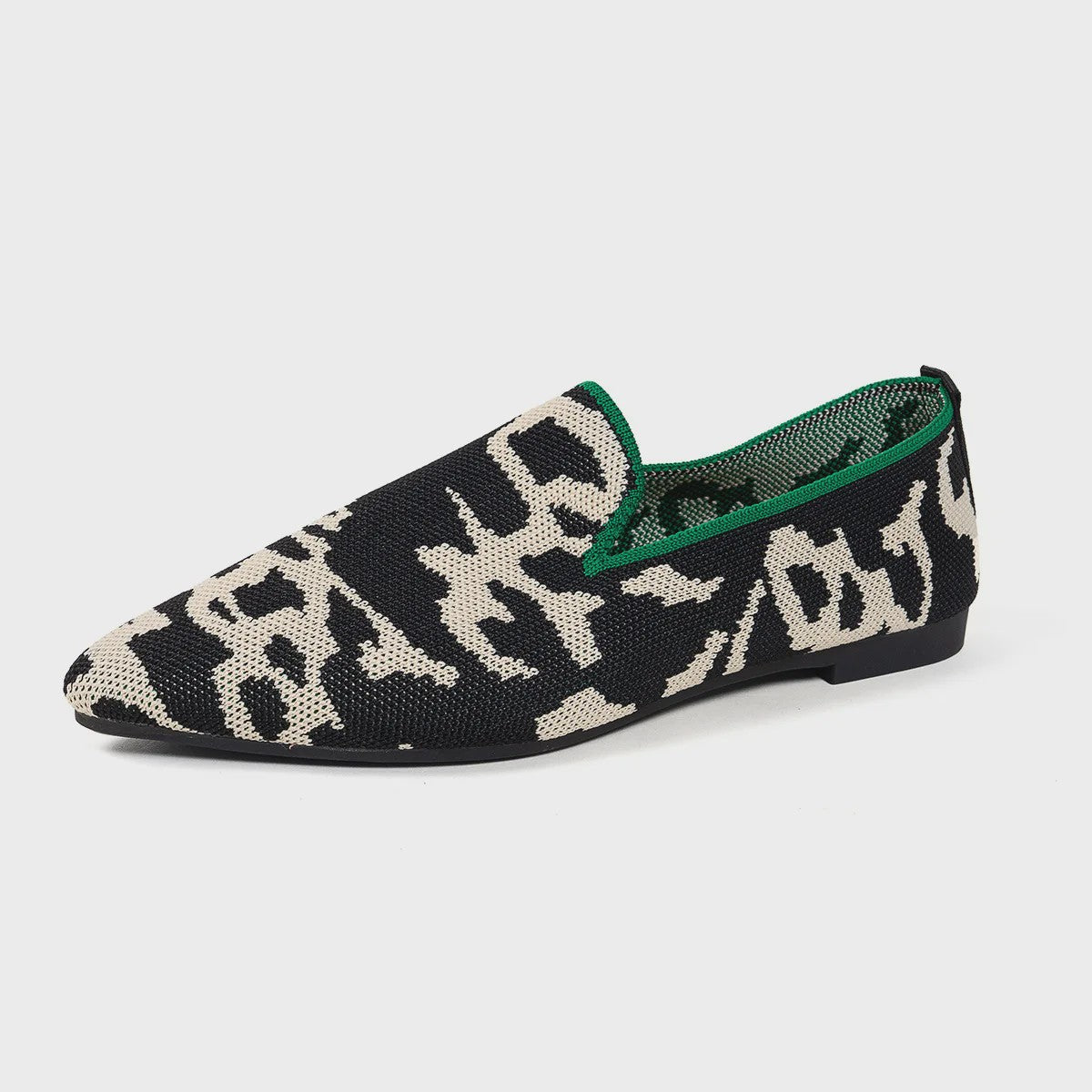 Dames Loafers met Puntige Neus - Luipaardprint & Gemengde Kleuren - Comfortabele Platte Schoenen