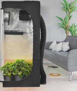 Complete Kweek Tentsysteem: Grow Tent met Ventilator, Koolstoffilter & Dimbare Full Spectrum LED Groeilamp
