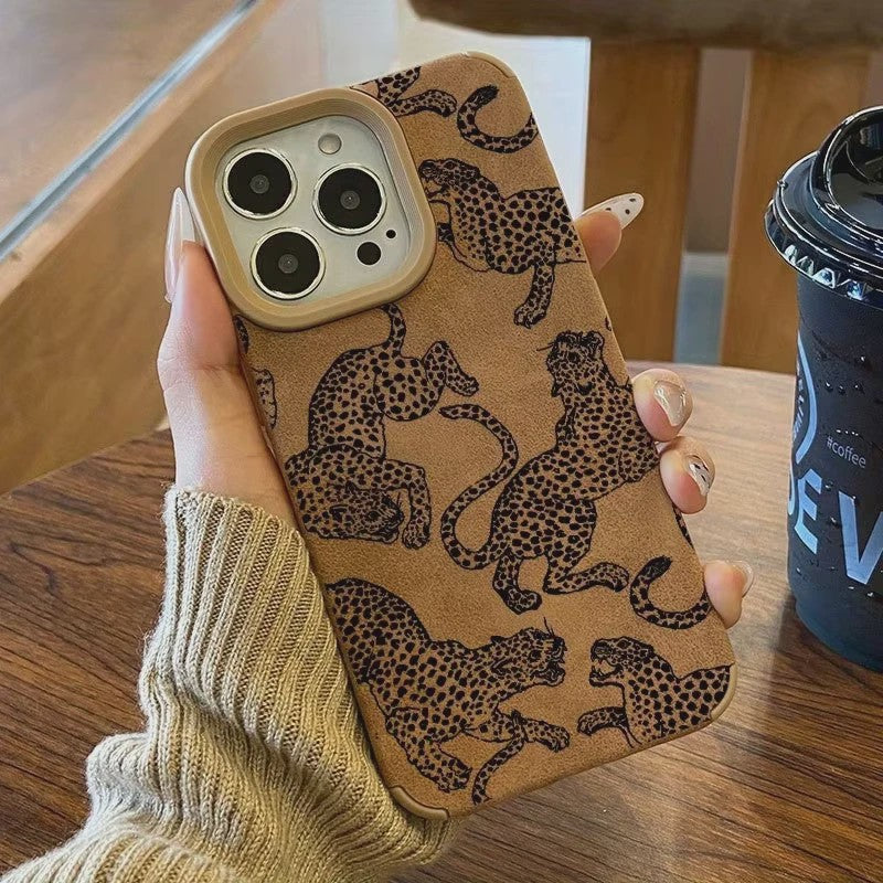 iPhone Hoesje met Levendig Luipaard Patroon - Schokbestendig Bonded Leer