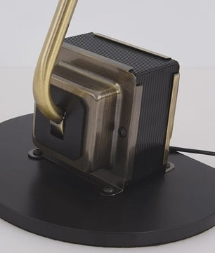 Moderne Metalen Vloerlamp met LED - Stijlvolle Verlichting voor Woonkamer, Hotel & Meer